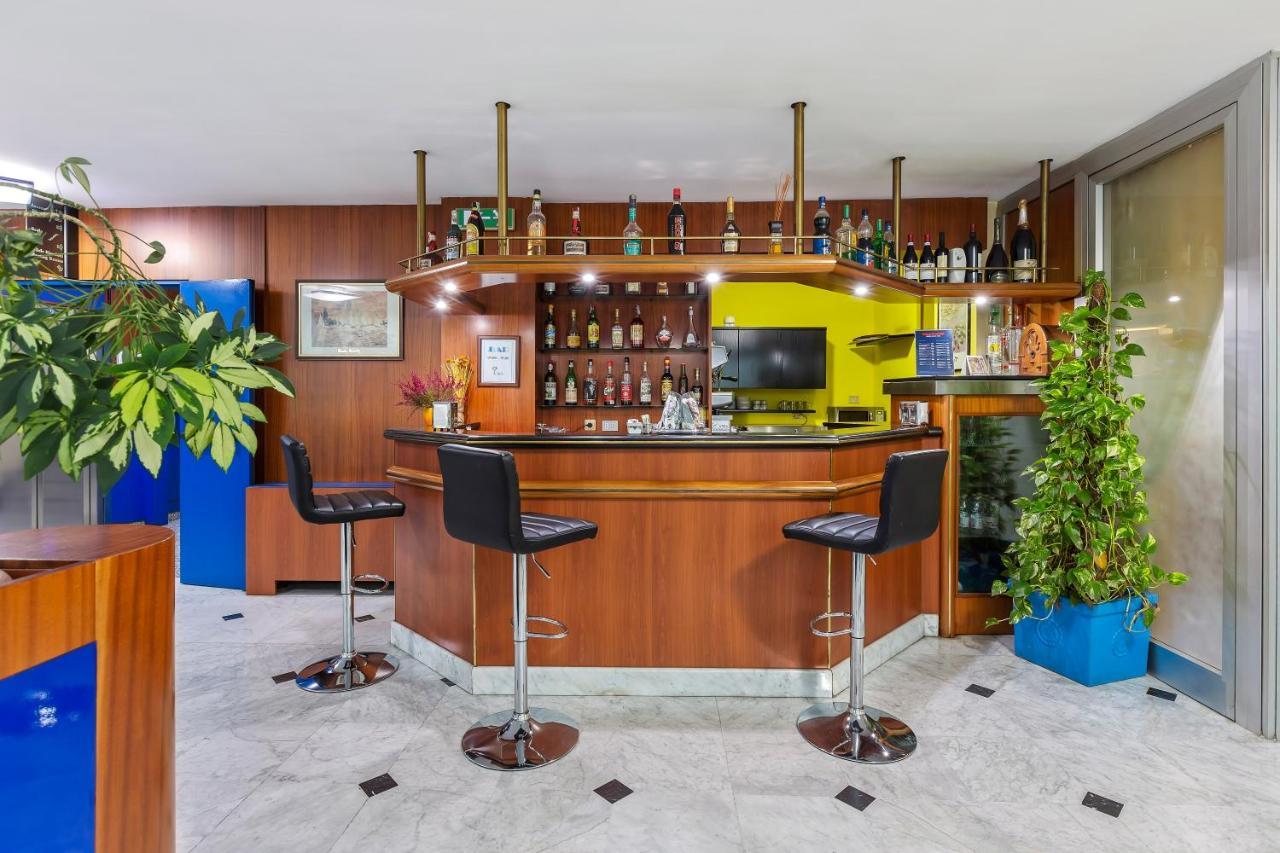 Ginosi Arizona Hotel Milánó Kültér fotó